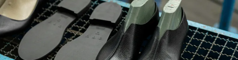 Inside China’s Sneaker Factories: Automation, Costs, and Worker Voices